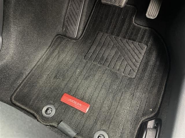 Toyota AQUA 2024 7425152-14