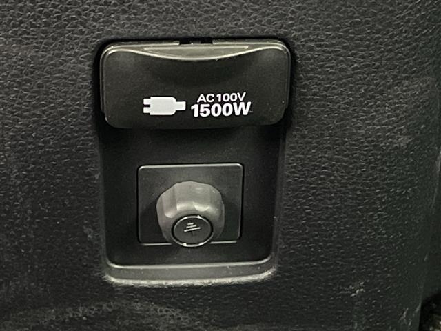 Toyota AQUA 2024 7425152-3