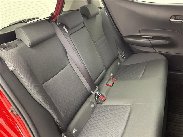 Toyota AQUA 2024 7425152-4