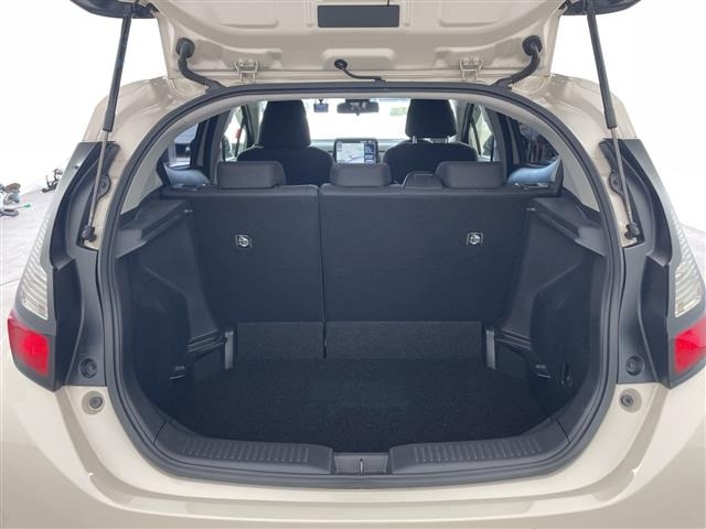 Toyota AQUA 2021 7425160-8