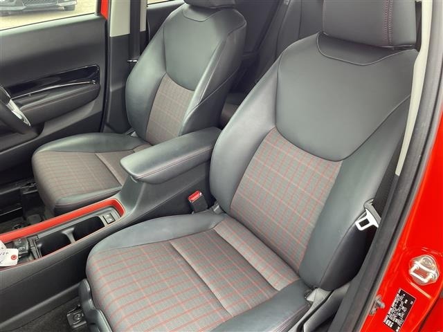 Toyota AQUA 2023 7425168-4