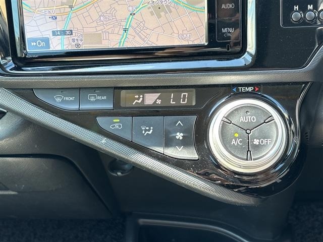 Toyota AQUA 2015 7425171-1