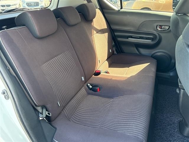 Toyota AQUA 2015 7425171-5