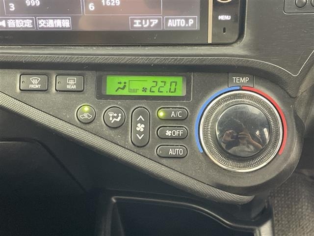 Toyota AQUA 2013 7425181-3