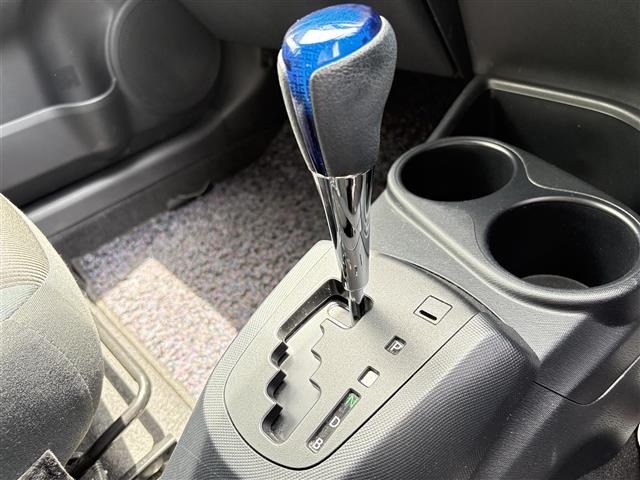 Toyota AQUA 2016 7425182-17