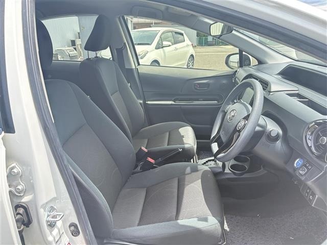Toyota AQUA 2016 7425182-5