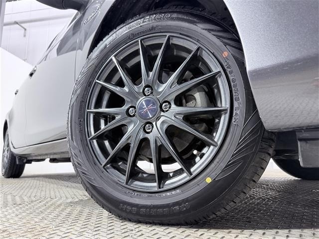 Toyota AQUA 2014 7425195-6