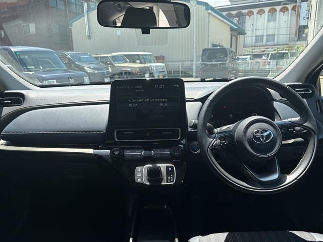 Toyota AQUA 2023 7425196-14