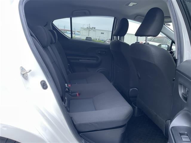 Toyota AQUA 2020 7425205-6