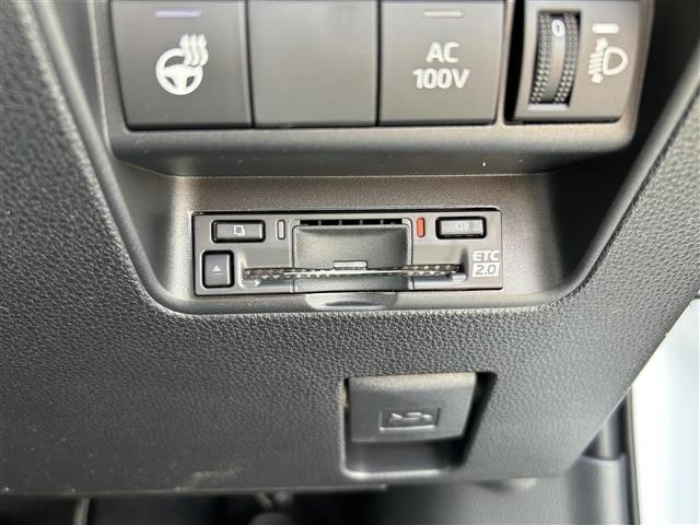 Toyota AQUA 2026 7425208-9