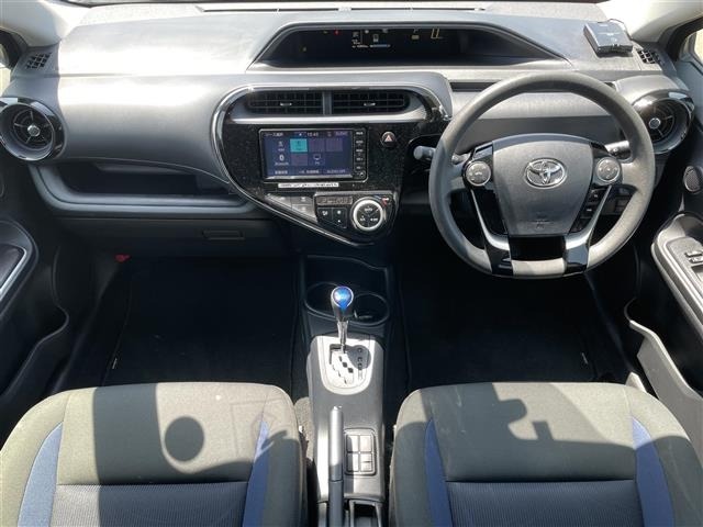 Toyota AQUA 2021 7425214-14