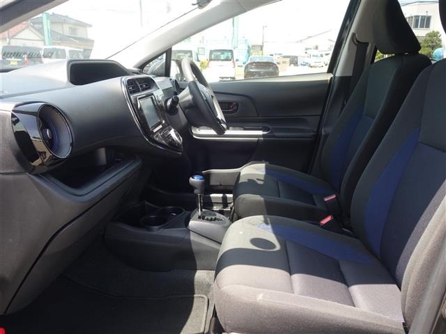 Toyota AQUA 2021 7425214-7