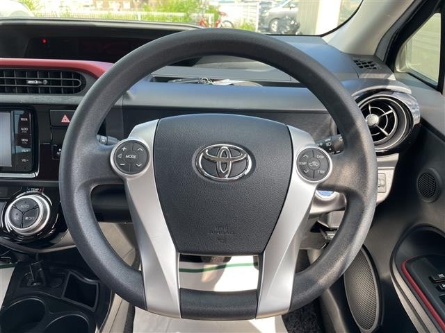 Toyota AQUA 2015 7425215-1