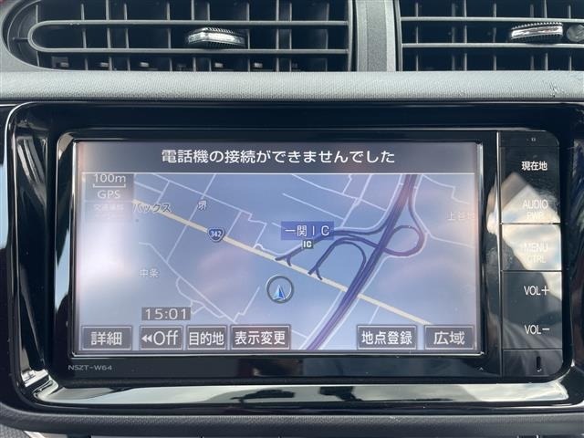 Toyota AQUA 2015 7425215-16