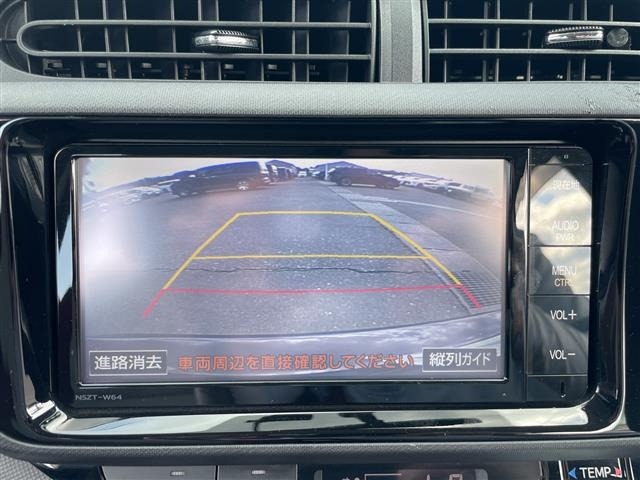 Toyota AQUA 2015 7425215-17