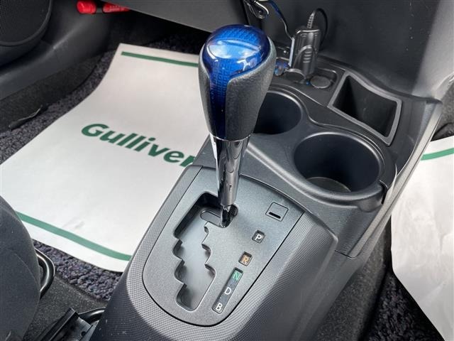 Toyota AQUA 2015 7425215-9