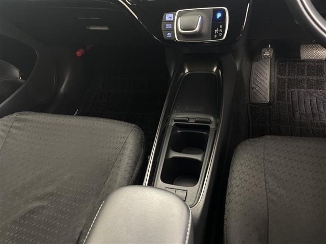 Toyota AQUA 2021 7425217-4