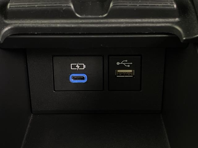 Toyota AQUA 2021 7425217-6