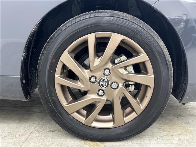 Toyota AQUA 2024 7425228-12
