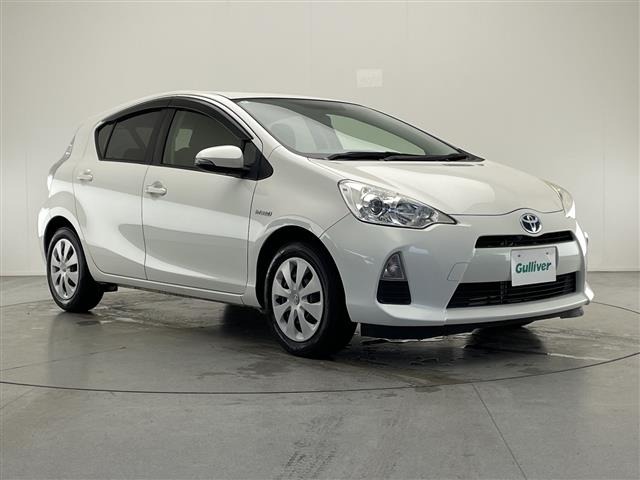 Toyota AQUA 2014 7425229-0