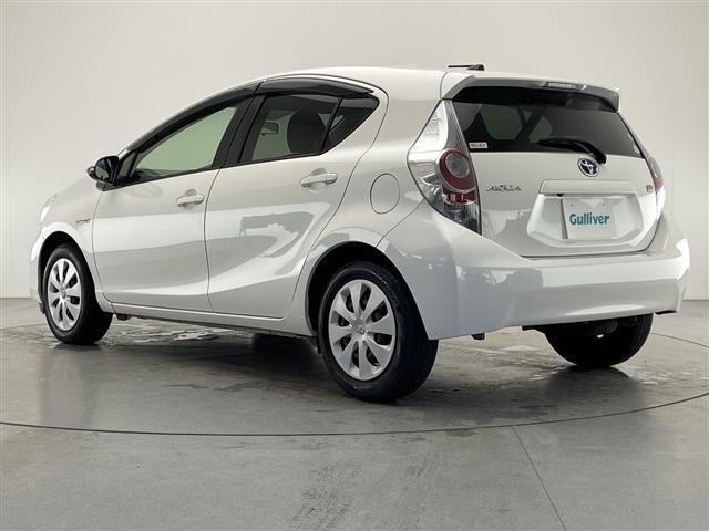 Toyota AQUA 2014 7425229-13