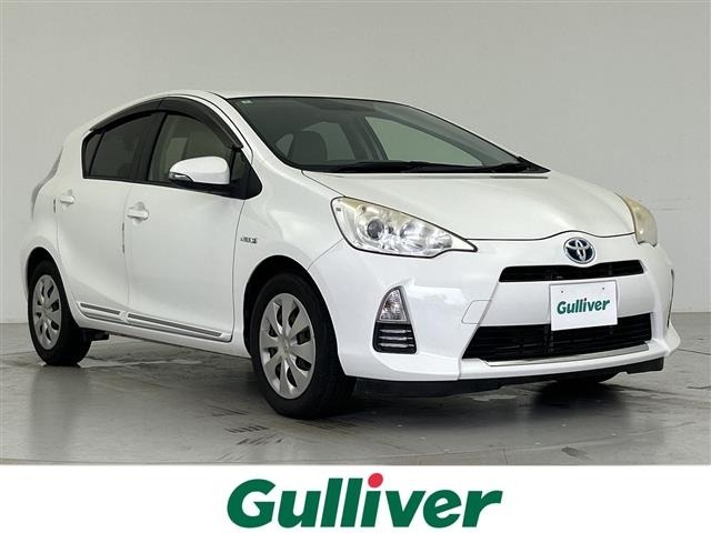 Toyota AQUA 2012 7425245-0