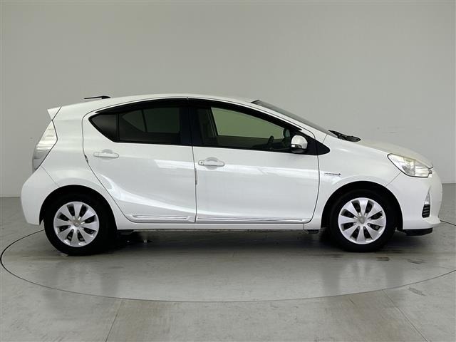 Toyota AQUA 2012 7425245-22