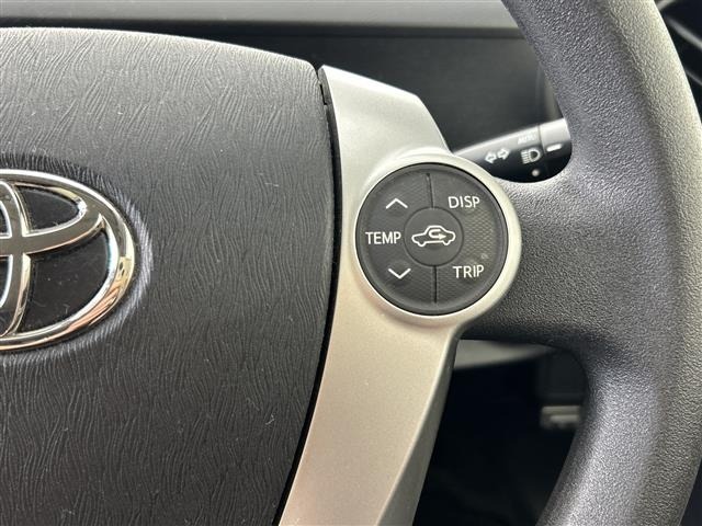Toyota AQUA 2012 7425245-6