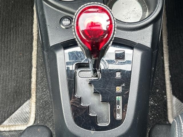 Toyota AQUA 2015 7425247-1