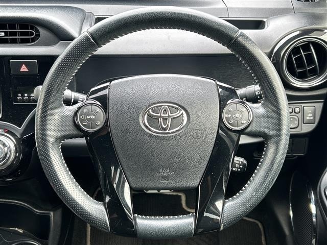 Toyota AQUA 2015 7425247-7