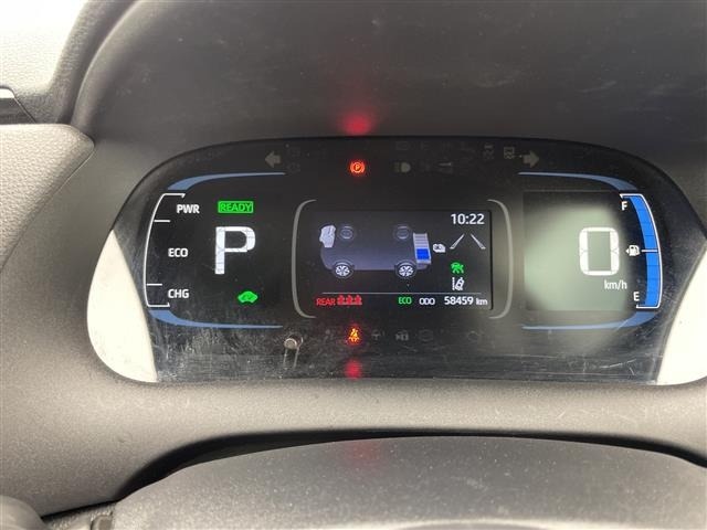Toyota AQUA 2022 7425250-1