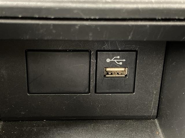 Toyota AQUA 2022 7425250-4