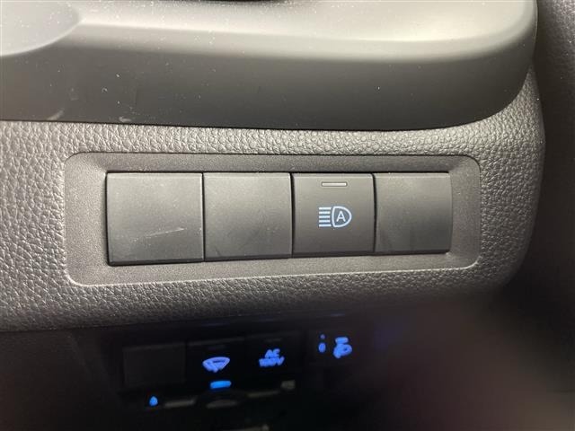 Toyota AQUA 2024 7425288-7