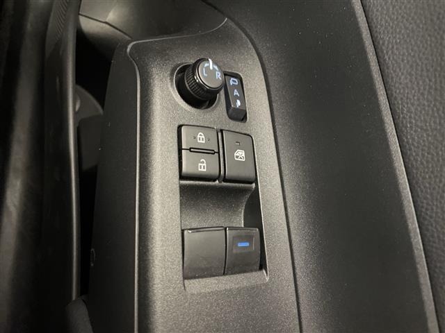 Toyota AQUA 2024 7425288-8