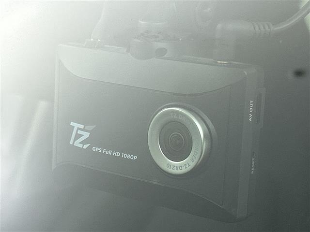 Toyota AQUA 2022 7425314-7