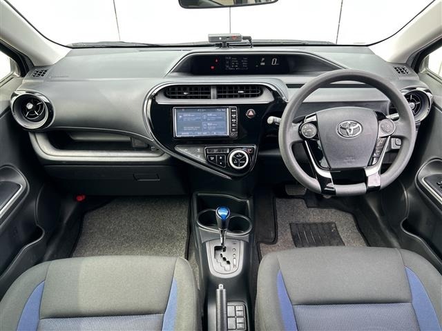 Toyota AQUA 2017 7425332-14