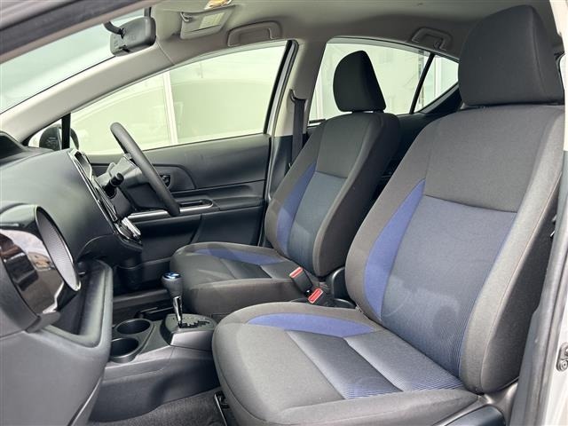 Toyota AQUA 2017 7425332-4