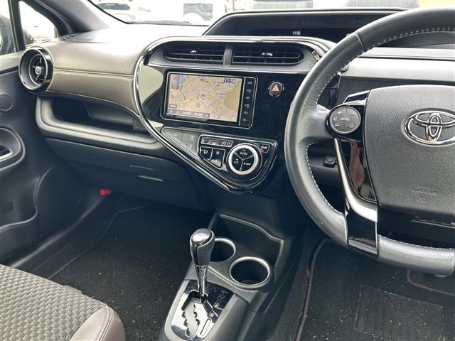 Toyota AQUA 2020 7425336-6