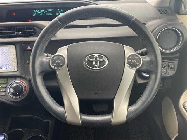 Toyota AQUA 2013 7425350-14