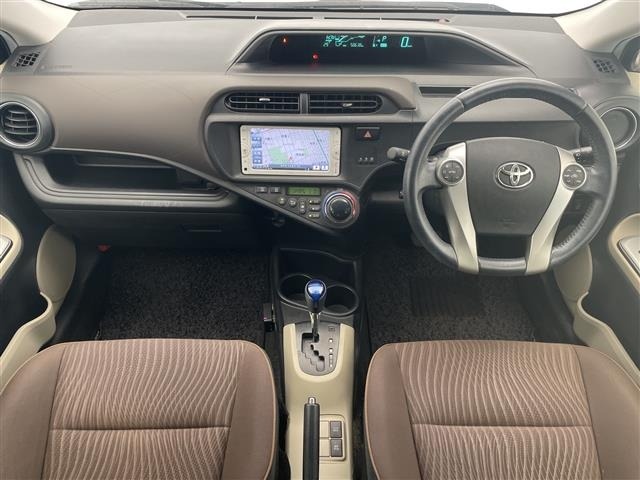 Toyota AQUA 2013 7425350-15