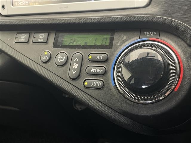 Toyota AQUA 2013 7425350-7
