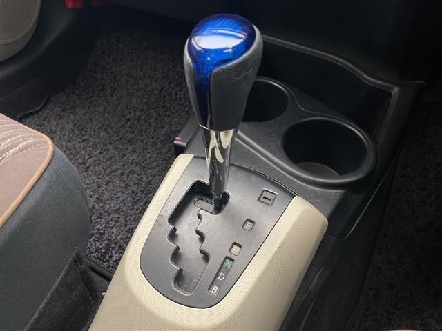 Toyota AQUA 2013 7425350-8
