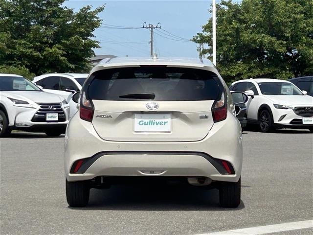 Toyota AQUA 2022 7425352-11
