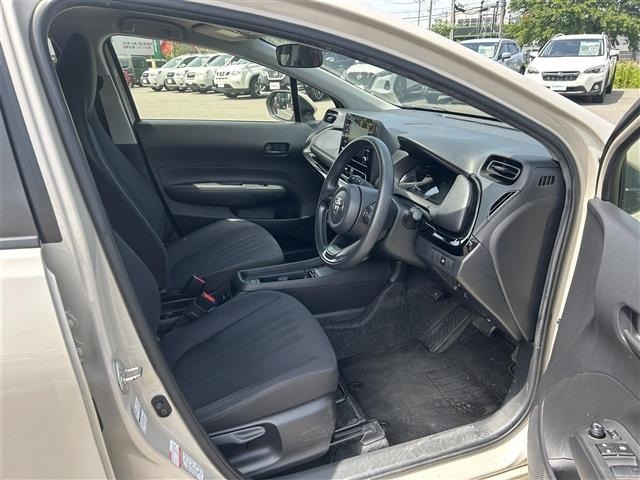 Toyota AQUA 2022 7425352-5