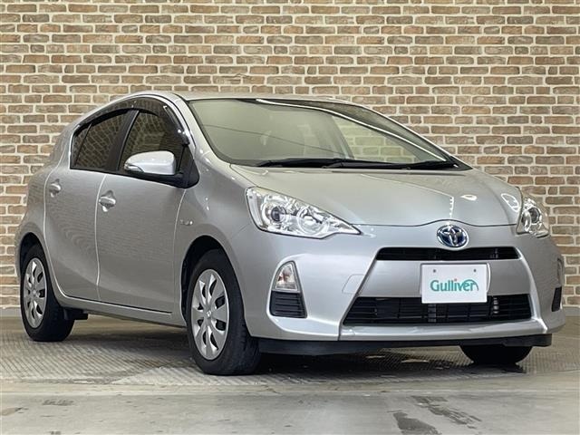 Toyota AQUA 2014 7425353-0