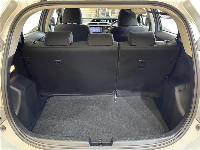 Toyota AQUA 2014 7425353-6