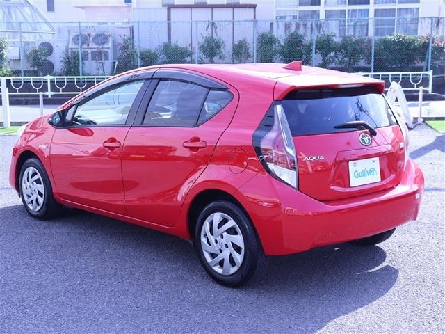 Toyota AQUA 2014 7425359-13