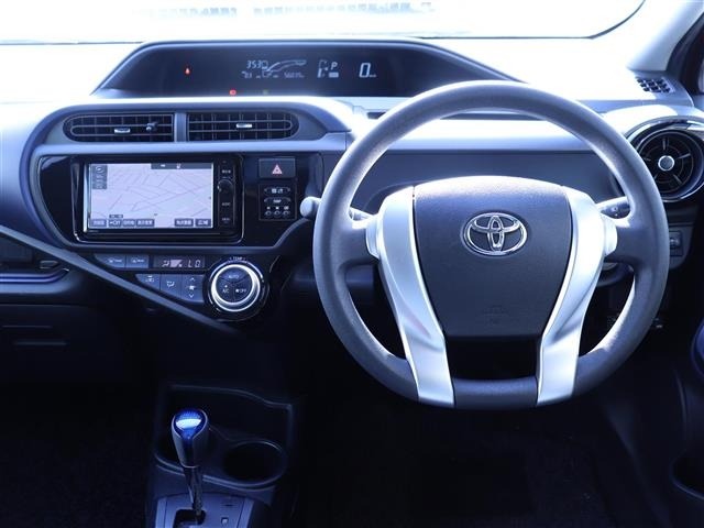 Toyota AQUA 2014 7425359-5