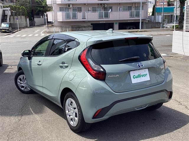 Toyota AQUA 2022 7425366-29