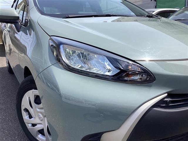 Toyota AQUA 2022 7425366-7